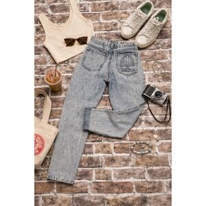 Unhinged 90s Acid Wash Bonjour Eiffel Tower Butt Pocket High Waist 80s 90s Denim